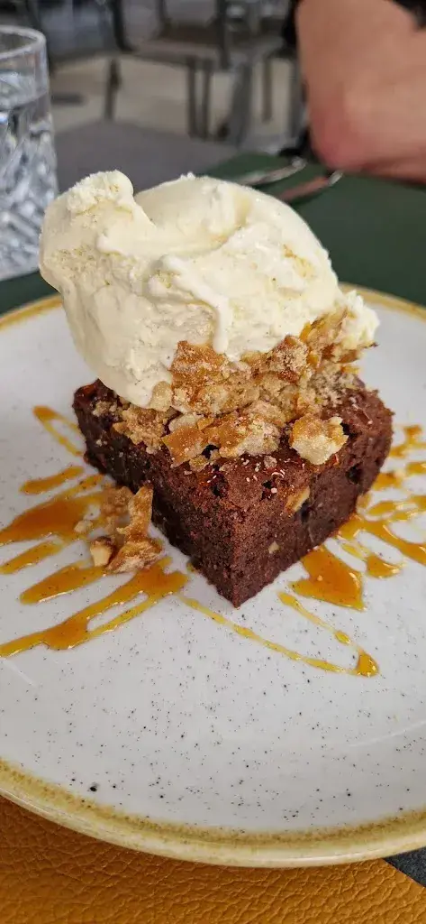 Menu_Adler Restaurant_Riggisberg_image_3