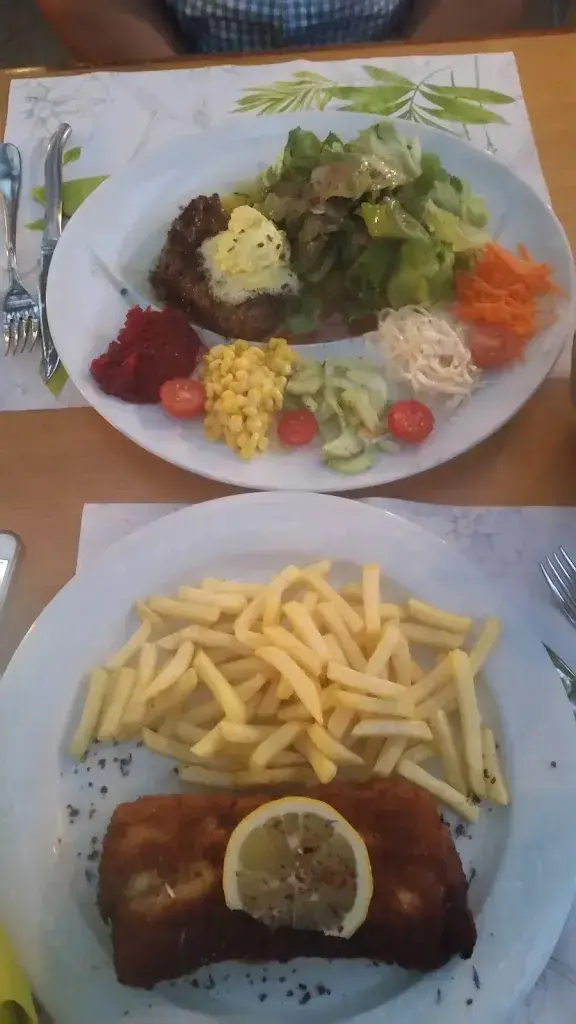 Sobhan Emtehani_Restaurant Lamm_Rüschegg_avis