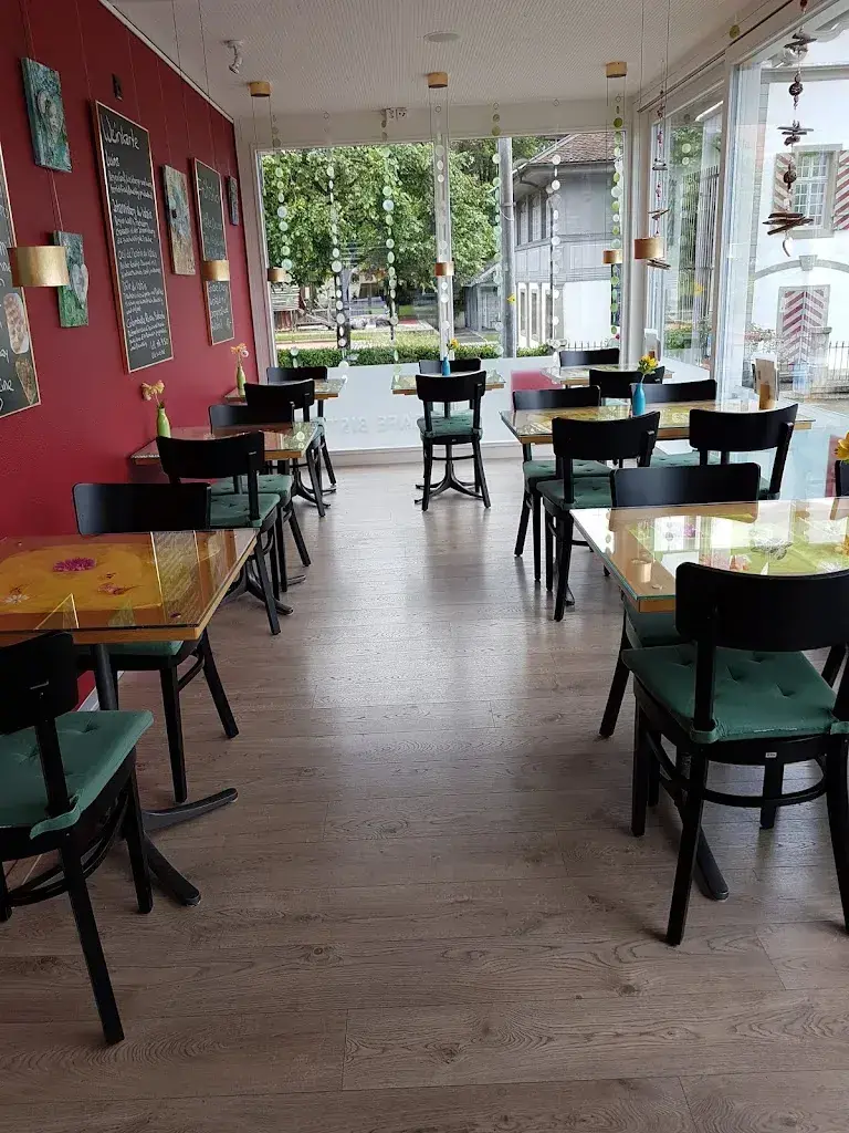 J-C Lecuyer_Bistro Z7 – Café and Bakery_Kehrsatz_review