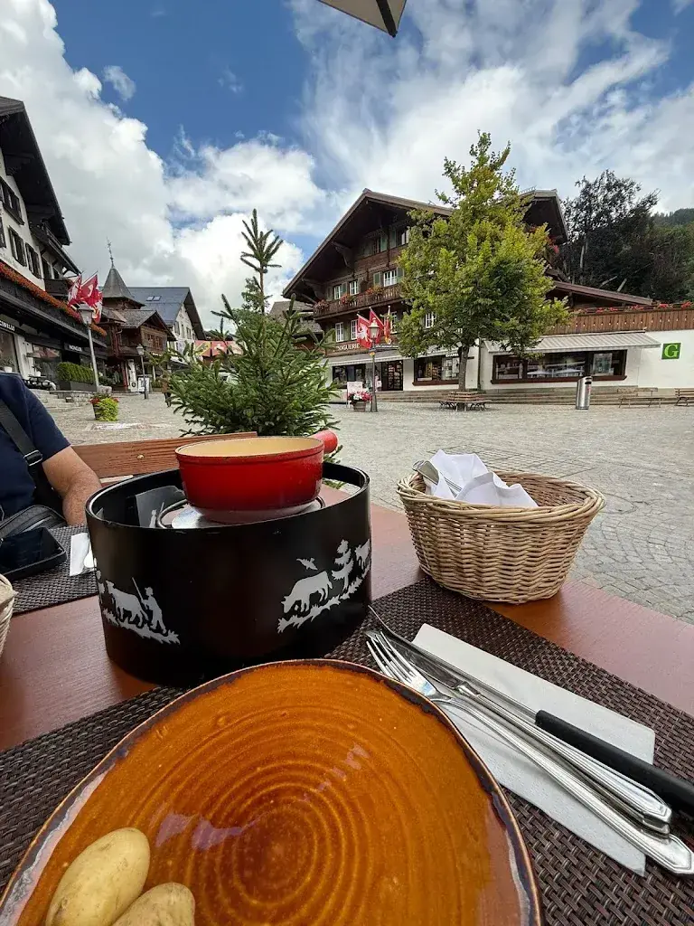 Restaurant Posthotel Rössli_Gstaad_slider_image_2