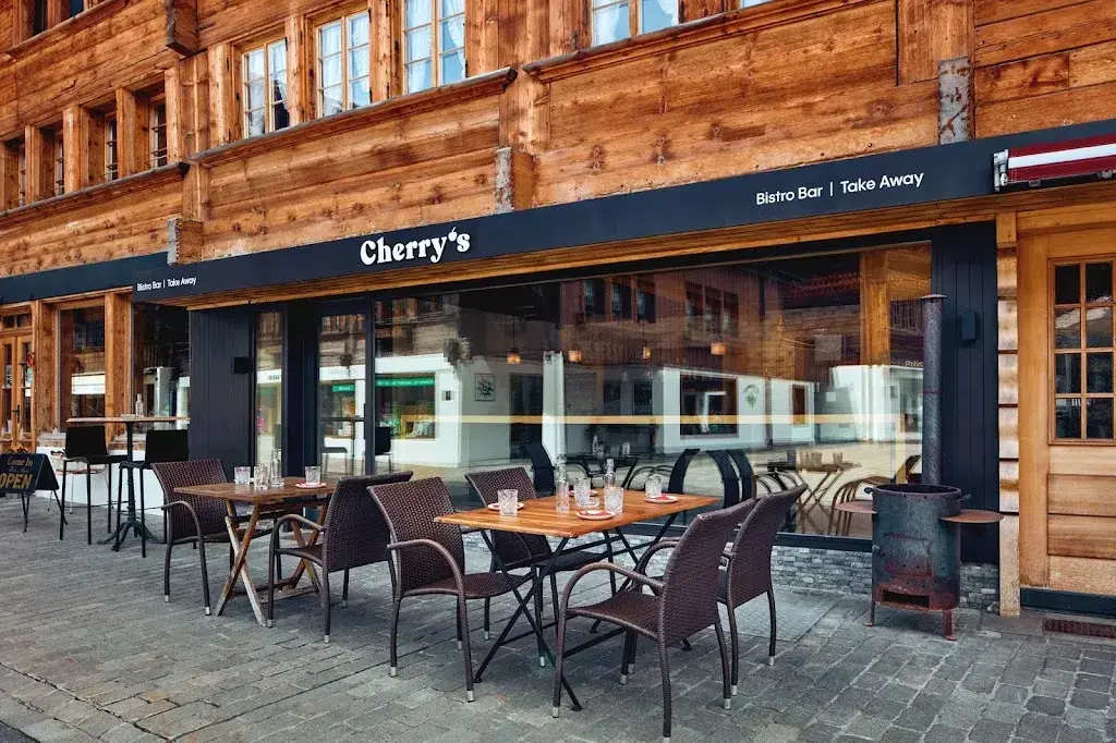 Cherry’s Bistro - Take away and Pizzeria restaurant in Saanen