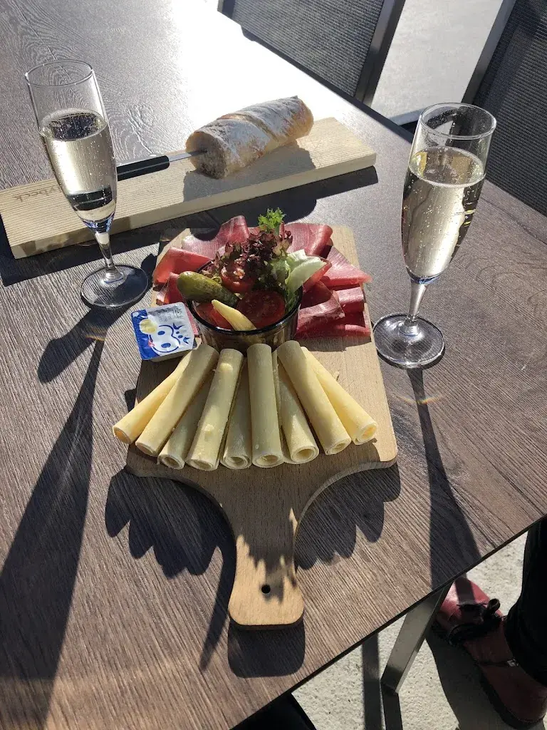 Menu_Bergrestaurant La Videmanette_Rougemont_image_8