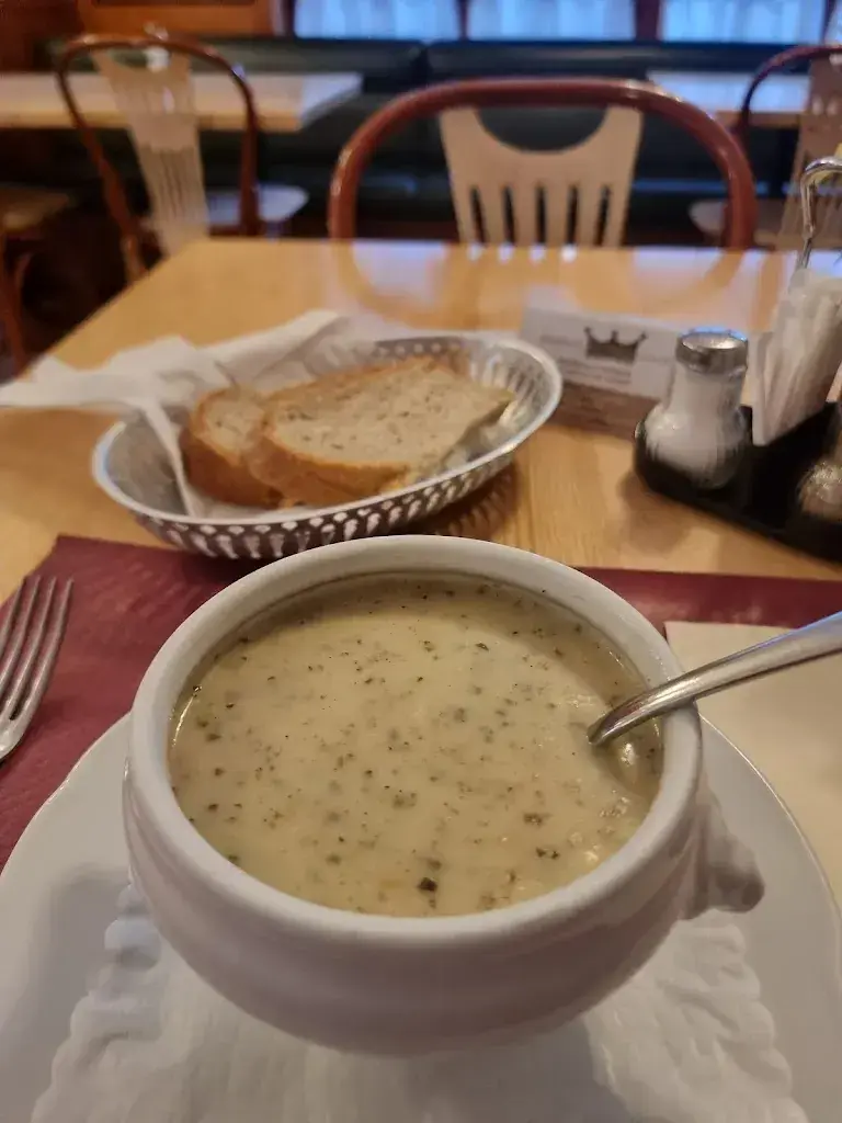 Menu_Restaurant Victoria_Gstaad_image_8