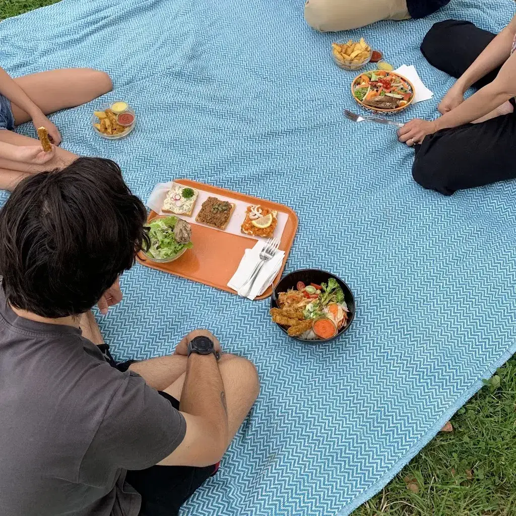 Sienna Müller_Bogen 17 Kiosque_Wohlen bei Bern_review