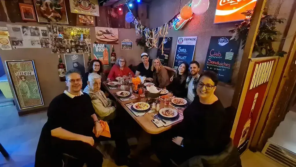 Oliver Schwarz_Uttige-Pub_Uttigen_review