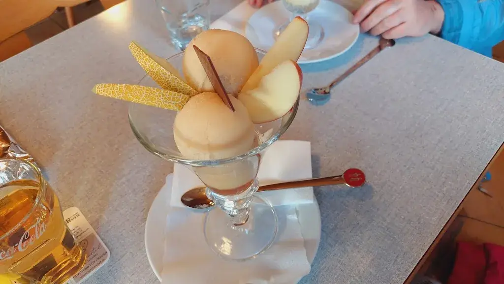 The Freewather_Gasthof zum Bären, Hans Fankhauser_Süderen_review