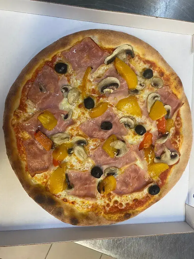 Menu_Pizza Bahnhof Zollbrück_Zollbrück_imagen_4