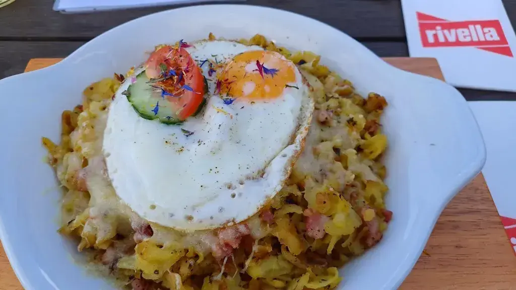 Martin J. Thurnherr_Lushütte Alpwirtschaft_Trub_avis