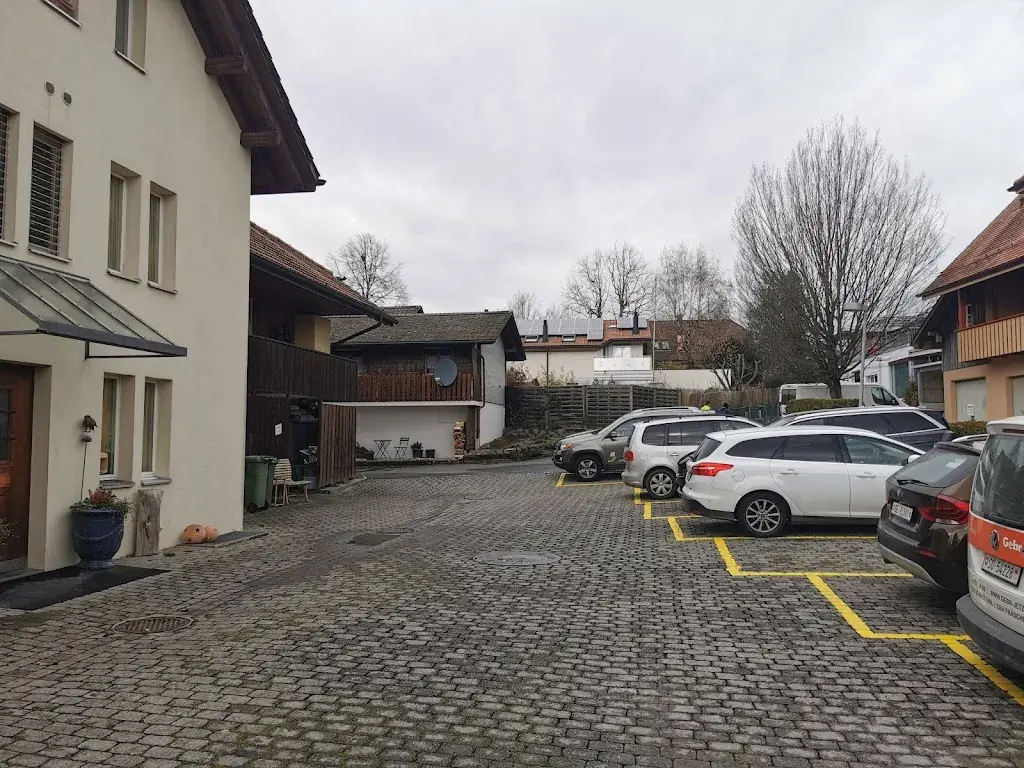 dr shau_Restaurant Linde_Uettligen_avis