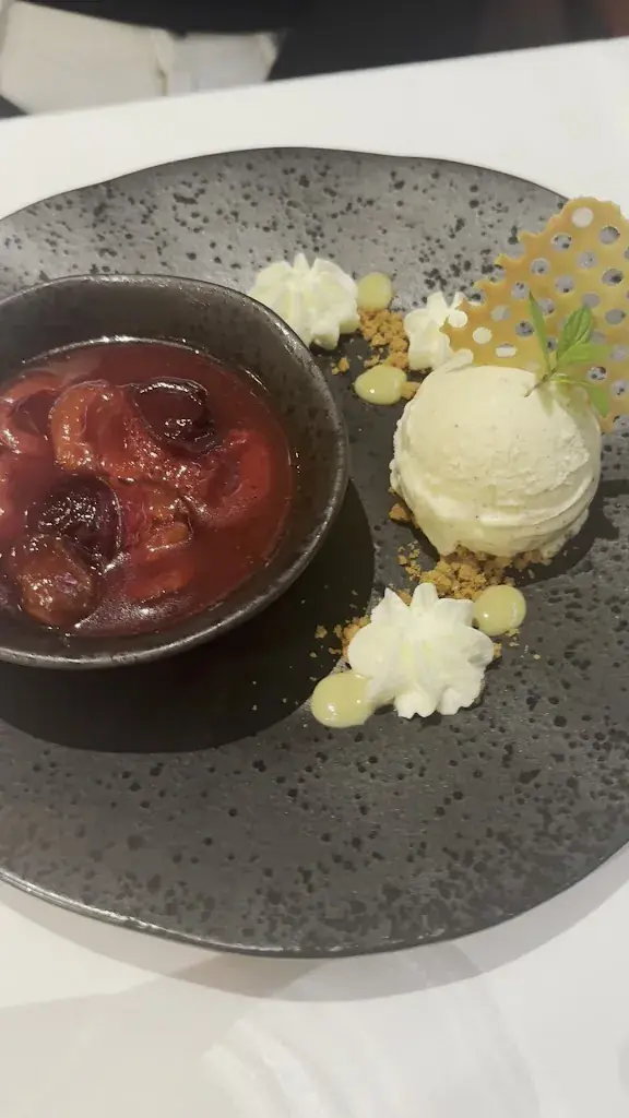 Jimmy Beck_Bahnhof_Steffisburg_review