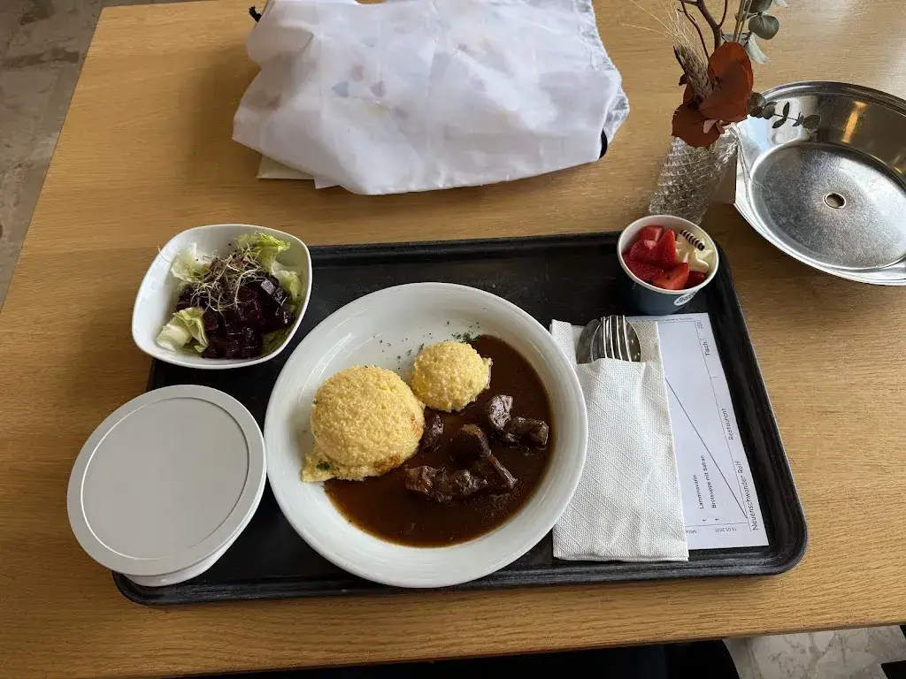 Allrounder HIOB_SB - Restaurant malZeit_Heiligenschwendi_review