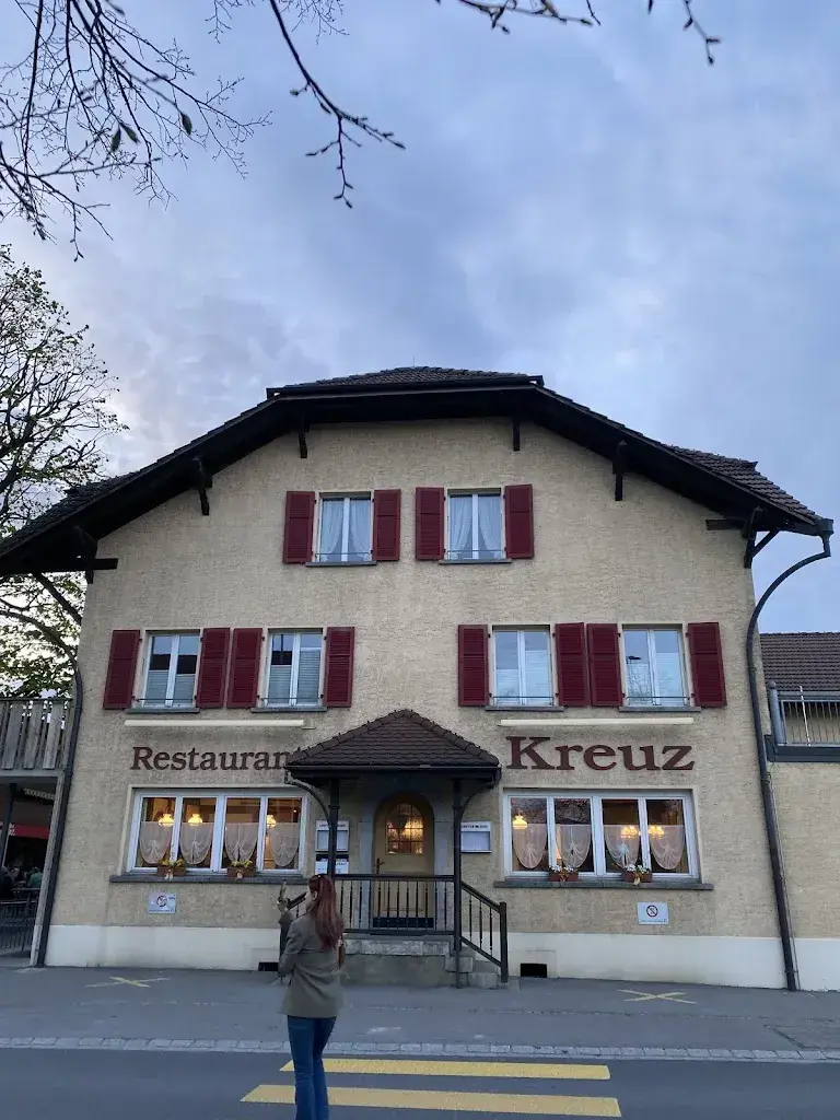 Anh Tung Vu_Kreuz_Thun_avis