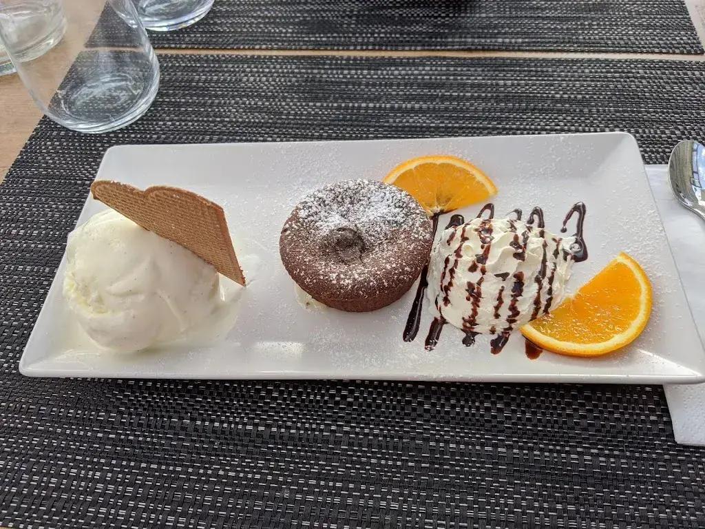 Van Malcolm_Ristorante Pizzeria Zur Mühle_Gunten_recensione