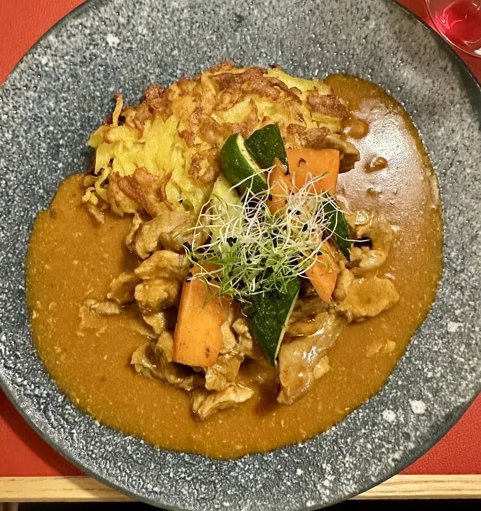 Rada Radmilevich_Restaurant Kreuz_Oberhofen am Thunersee_review