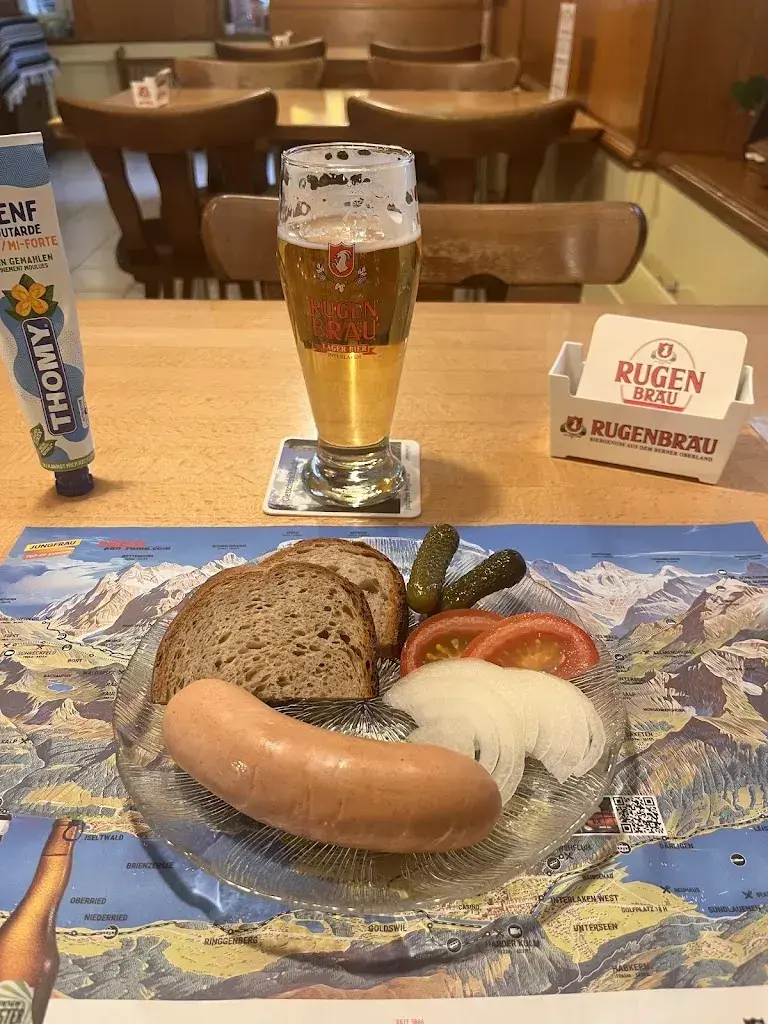 Aren Kamberian_Rebleuten_Oberhofen am Thunersee_review