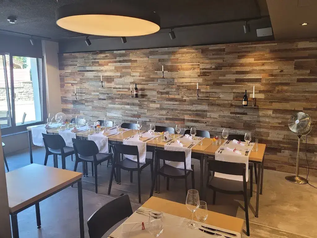 Eventus Oberhofen restaurant in Oberhofen am Thunersee