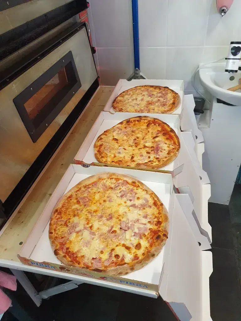 Roadside Bistro_Uetendorf_slider_image_3