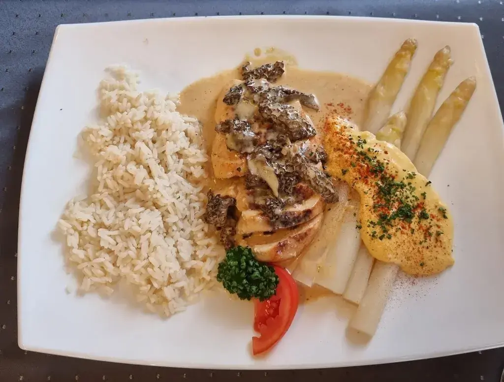 Menu_Dorfbeiz Hotel Krone Uetendorf_Uetendorf_image_7