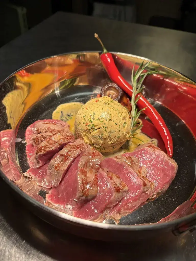 Dorfbeiz Hotel Krone Uetendorf_Uetendorf_slider_image_2