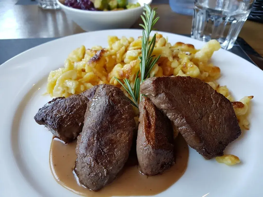 Beat A. Schwendimann_Panoramarestaurant Fritzenfluh_Wyssachen_review