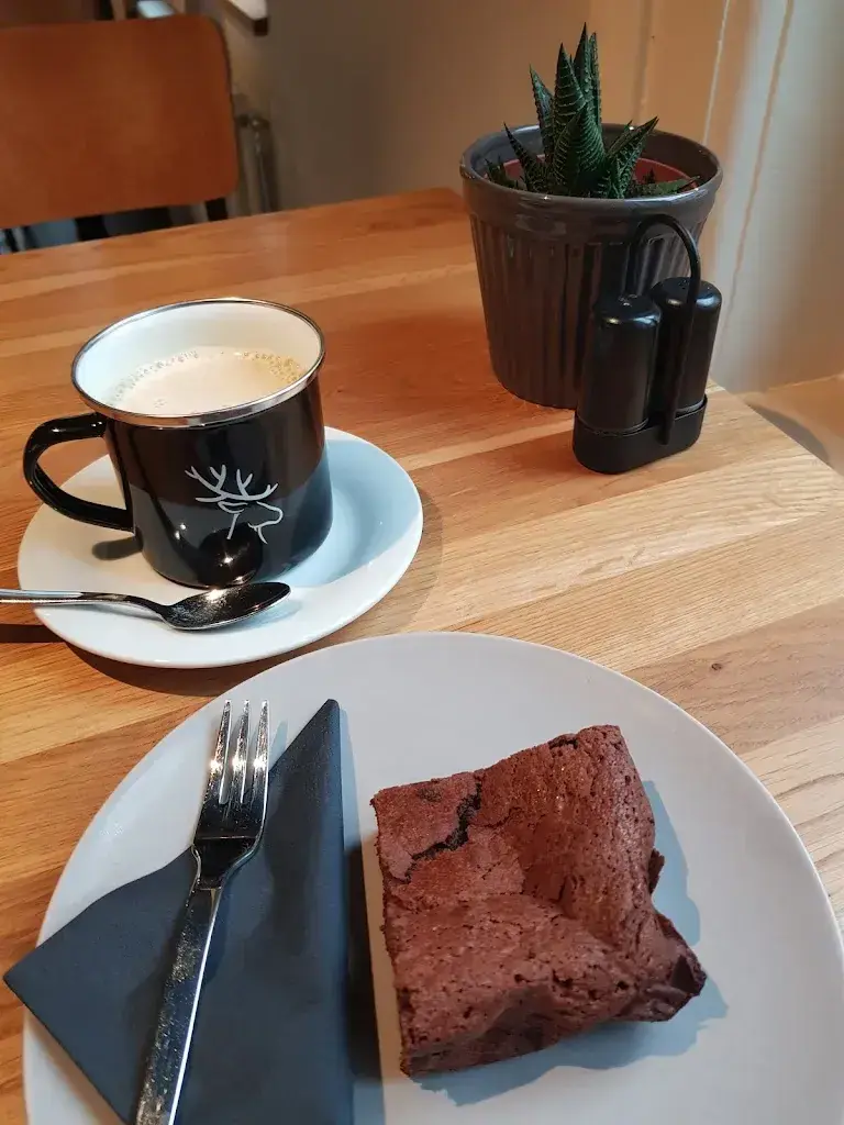 Petra Kreis_Café zum Hirschen_Huttwil_review