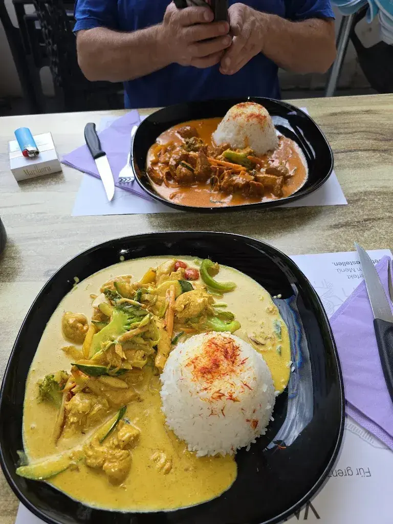 nicole wyss_Majmoon - good fast food_Huttwil_review