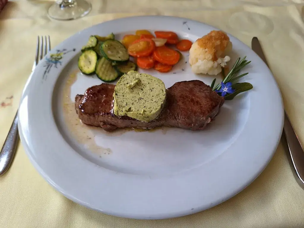 Menu_Restaurant Löwen_Berken_immagine_4