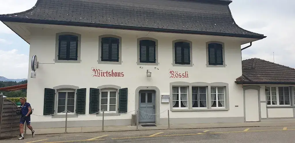 Luke Mckend_Rössli_Wynau_review