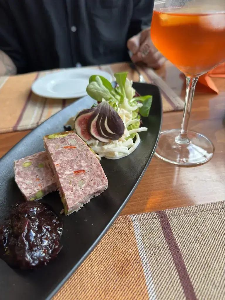 Chantalle Alberstadt_Rebstock_Wiedlisbach_review