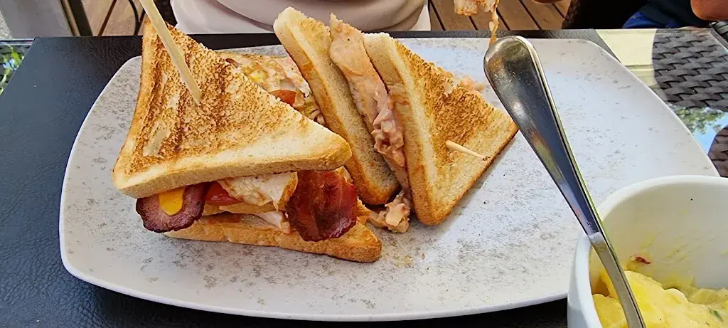 Menu_Restaurant Riverside_Schachen_image_3