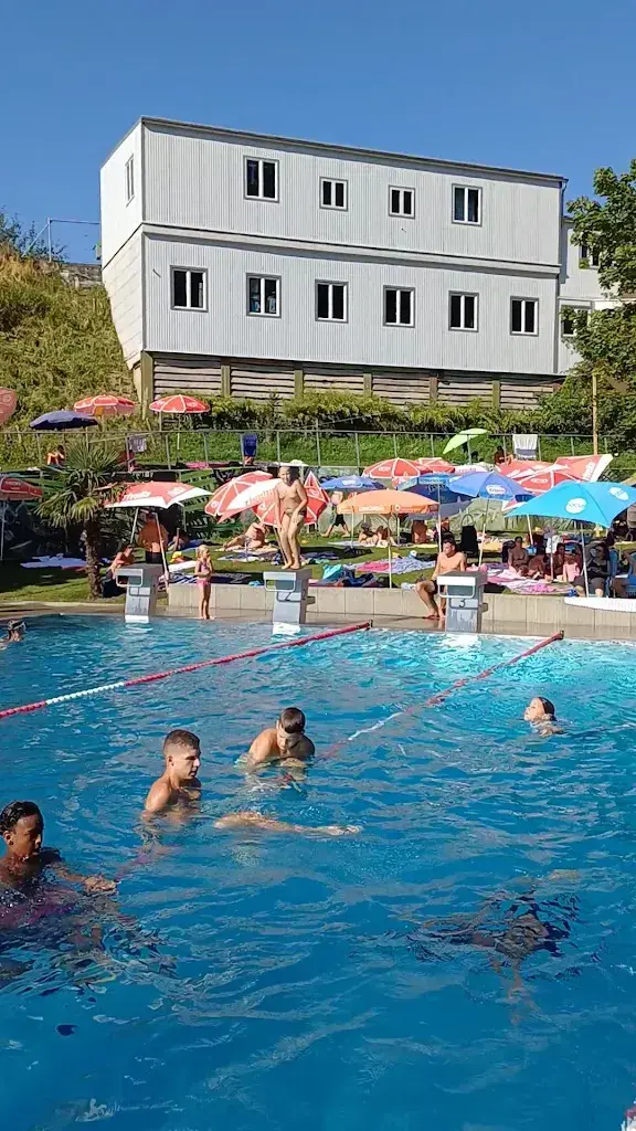 Nataliia Tomashchuk_Schwimmbad & Restaurant Wolhusen_Wolhusen_avis