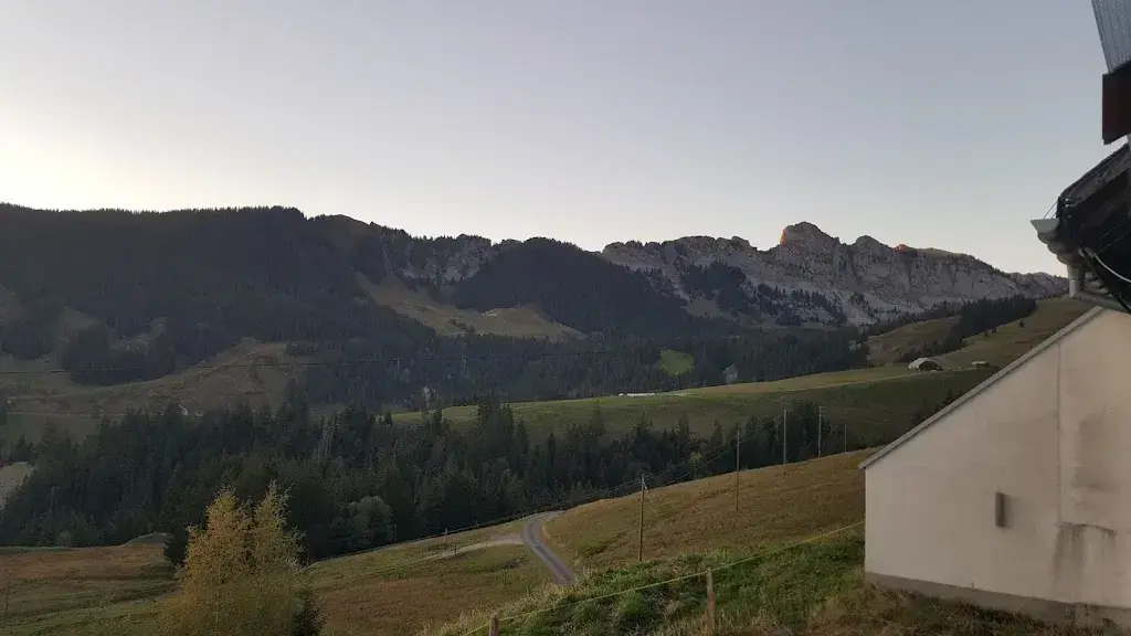 Saydur rahman Sarker_Stäldeli_Flühli_recensione