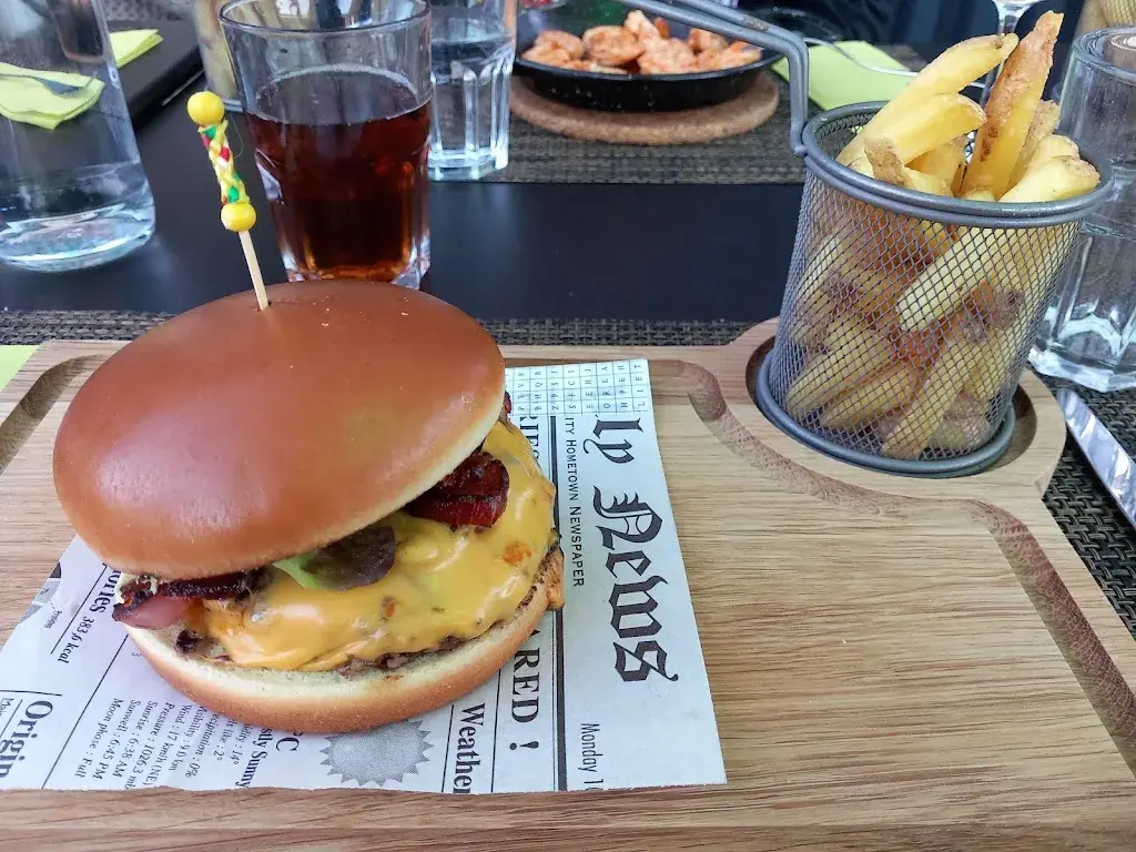 Simon Fritz_L'étoile d'or_Broc_avis