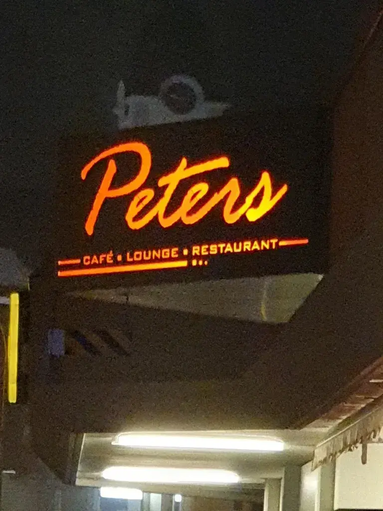 Marek Mader_Peters_Sörenberg_reseña