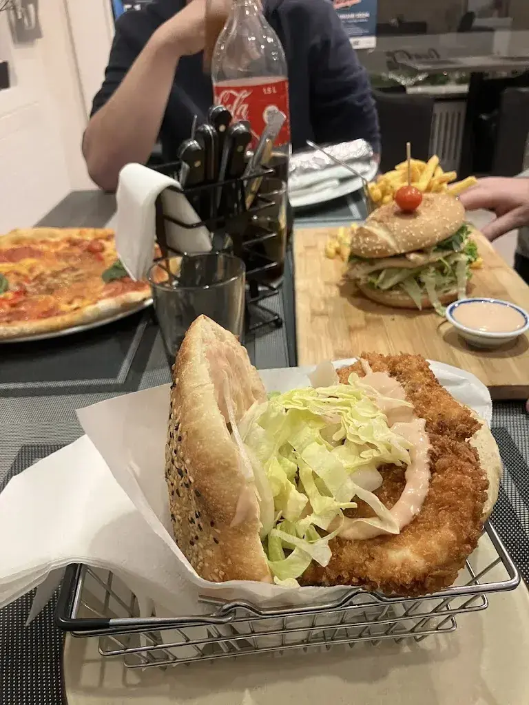 Sandro Kaufmann_Oli's Eck Takeaway_Escholzmatt_review