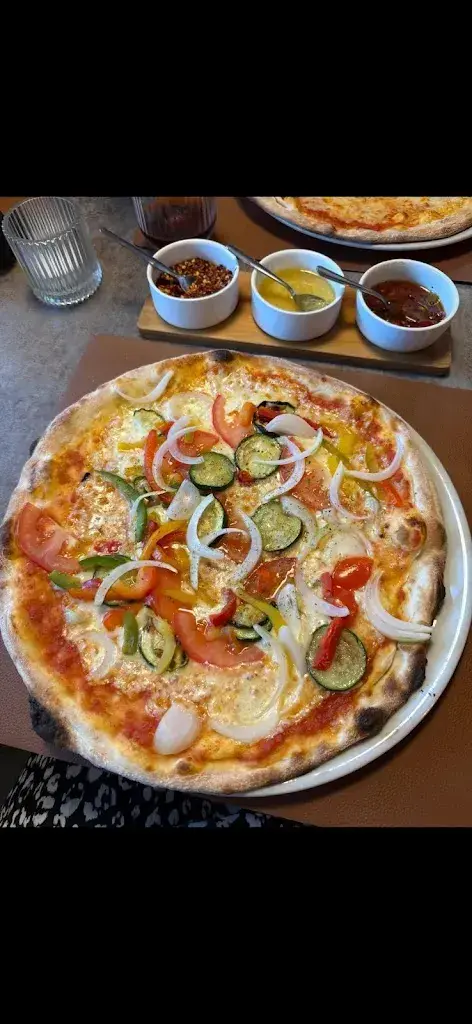 Priyanka Saraswat_Pizzeria Roma_Escholzmatt_review