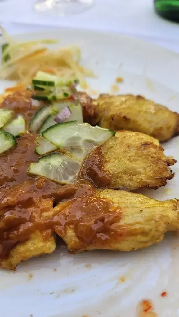 Max Hugentobler_Thai Golf Restaurant_Pieterlen_review