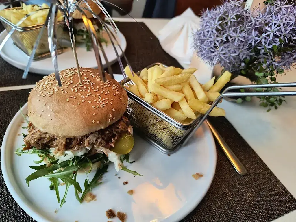 Monique Roth_Rosenegg_Ballwil_avis