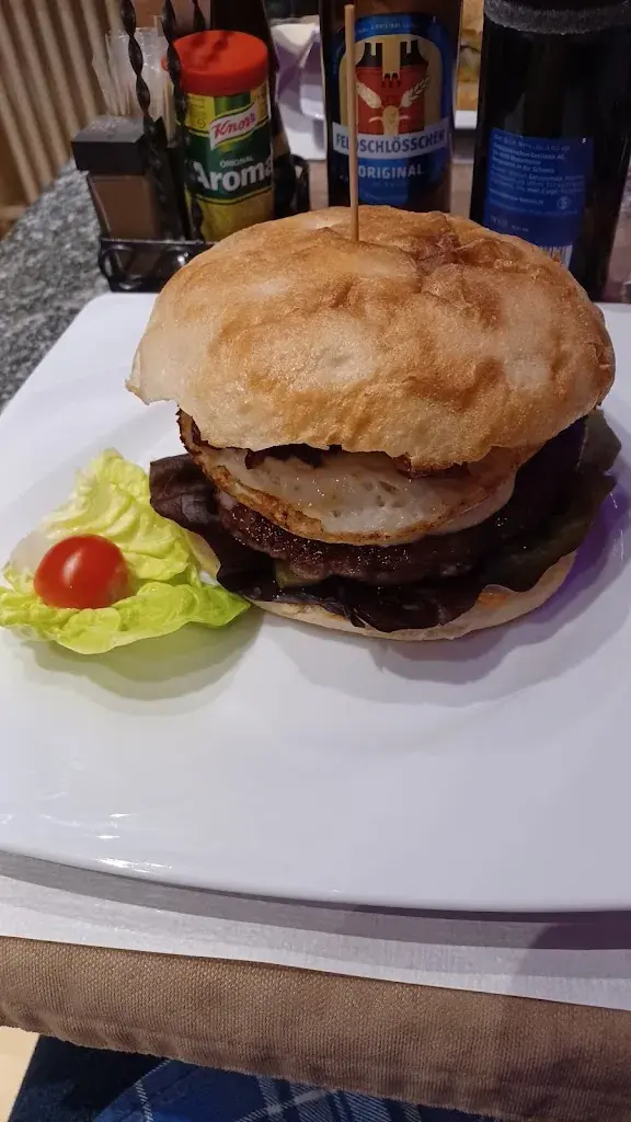 Nicole Stauber Wenger_Schlössli Bar_Reinach_review