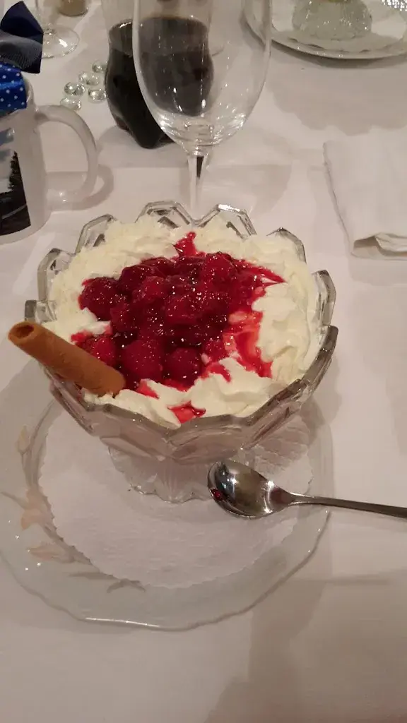 Rebbergbahner “Eisenbahn”_Restaurant Bahnhöfli_Rümikon_avis