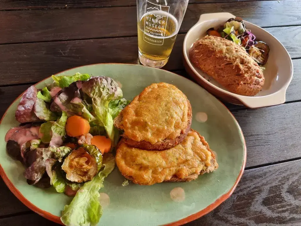 Merce Montoliu_Hofbeiz Kulturhof Hinter Musegg_Luzern_review