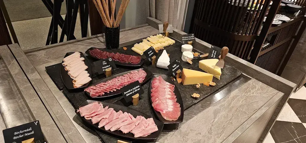 Menu_MOzern_Luzern_image_6