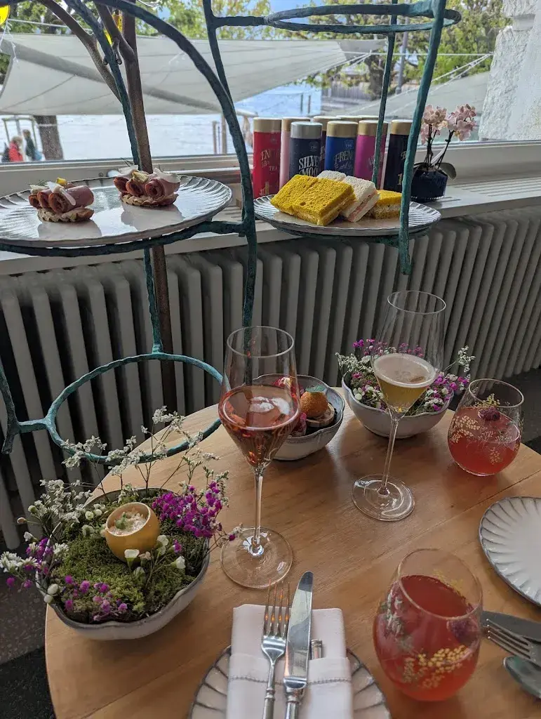 Olivia Hamilton_MOzern_Luzern_review