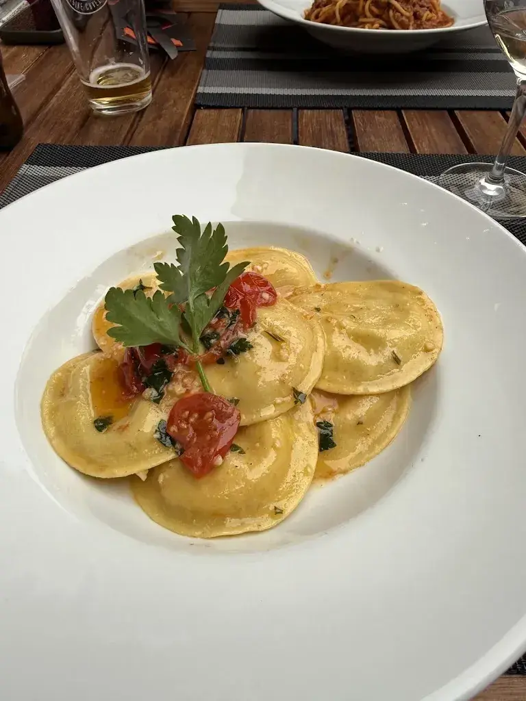 Renee Norris_IL BUONGUSTAIO_Interlaken_avis