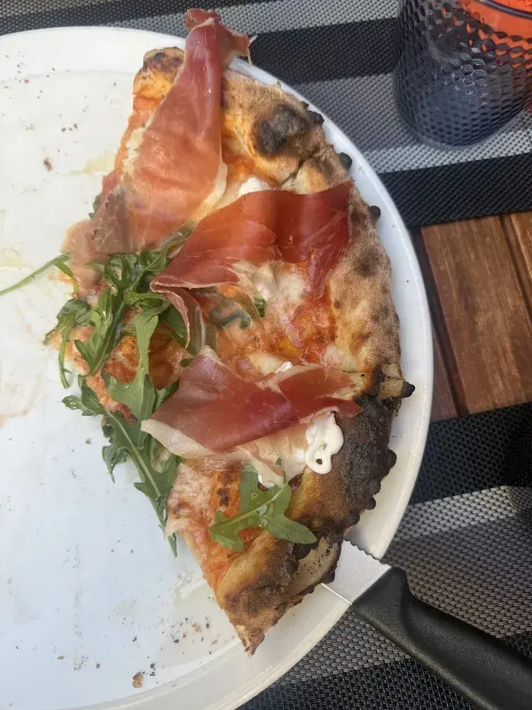 Courtney Andersen_IL BUONGUSTAIO_Interlaken_avis