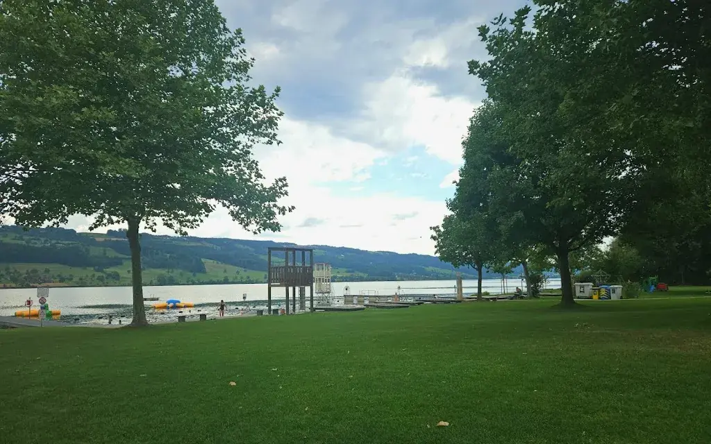 Roman Voloshyn_Badirestaurant Cloud 1 Seebad Baldegg_Baldegg_review