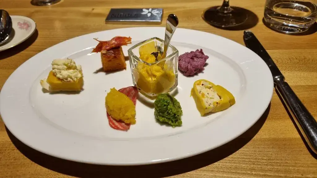 Mayk Bolliger_Liebhaberei_Rain_review