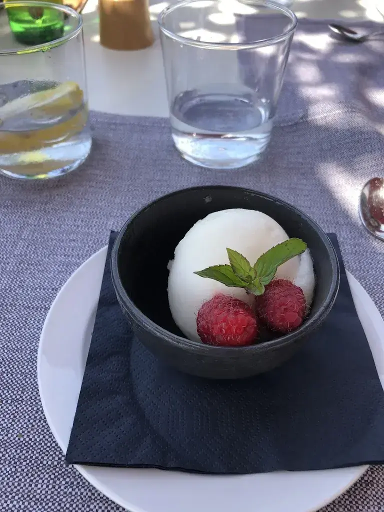 Irina P_Seehaus Herrliberg_Herrliberg_avis