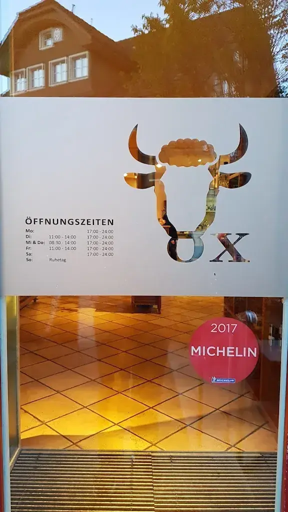 Yosep Sugiarto (Otjep)_OX Grill Bier Wein_Adligenswil_avis