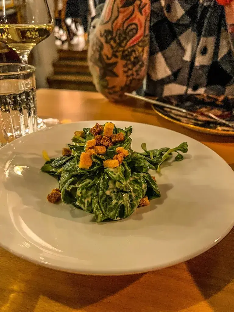 Fanny Birner_magdi beiz & bar_Luzern_avis